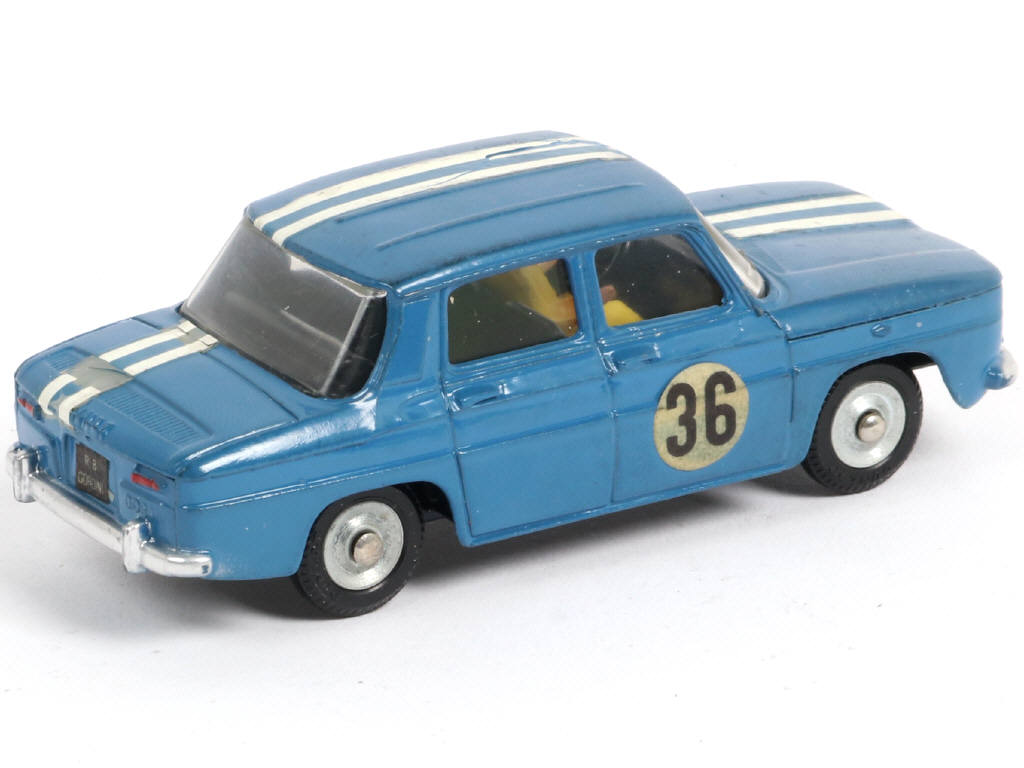Lot 330 - DINKY TOYS (FRANCE) (1)