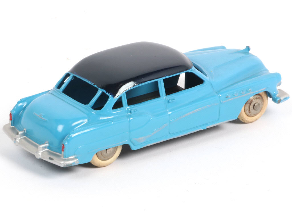 Lot 302 - DINKY TOYS (FRANCE) (1)