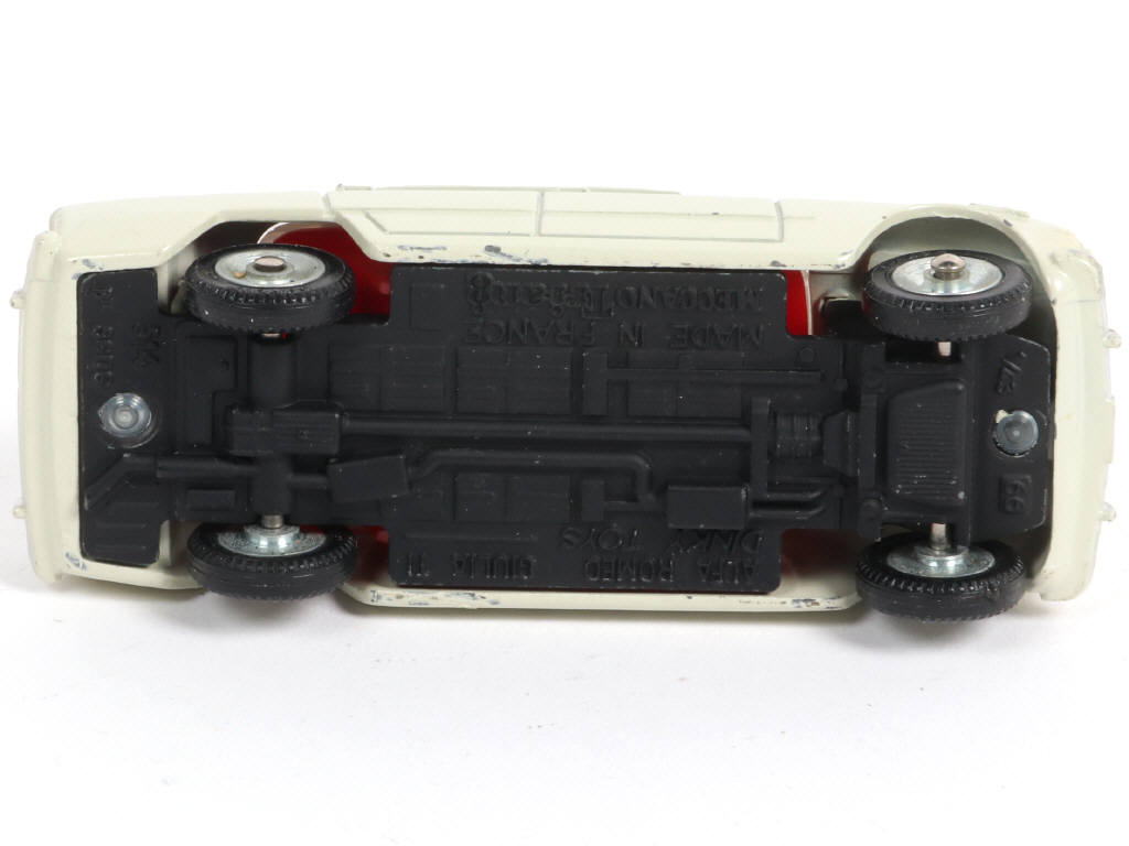 Lot 318 - DINKY TOYS (FRANCE) (1)