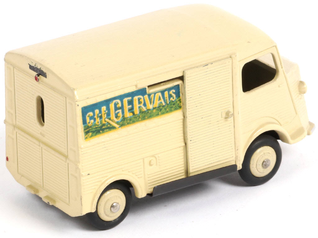 Lot 336 - DINKY TOYS (FRANCE) (1)