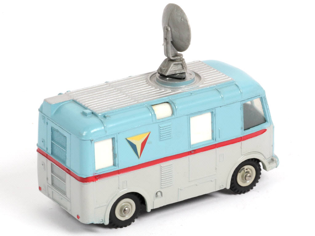 Lot 262 - DINKY TOYS (GB) (1)