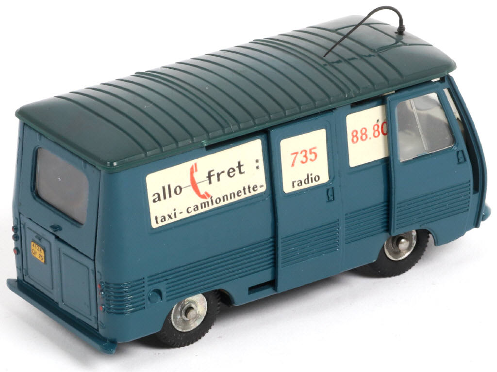 Lot 339 - DINKY TOYS (FRANCE) (1)