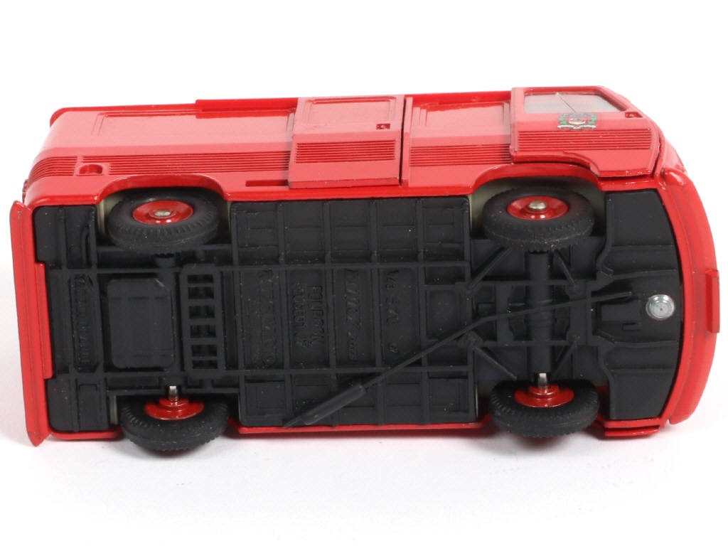 Lot 340 - DINKY TOYS (FRANCE) (1)