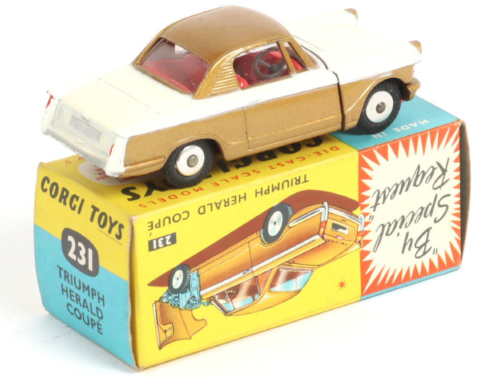 Lot 129 - CORGI TOYS (GB) (1)