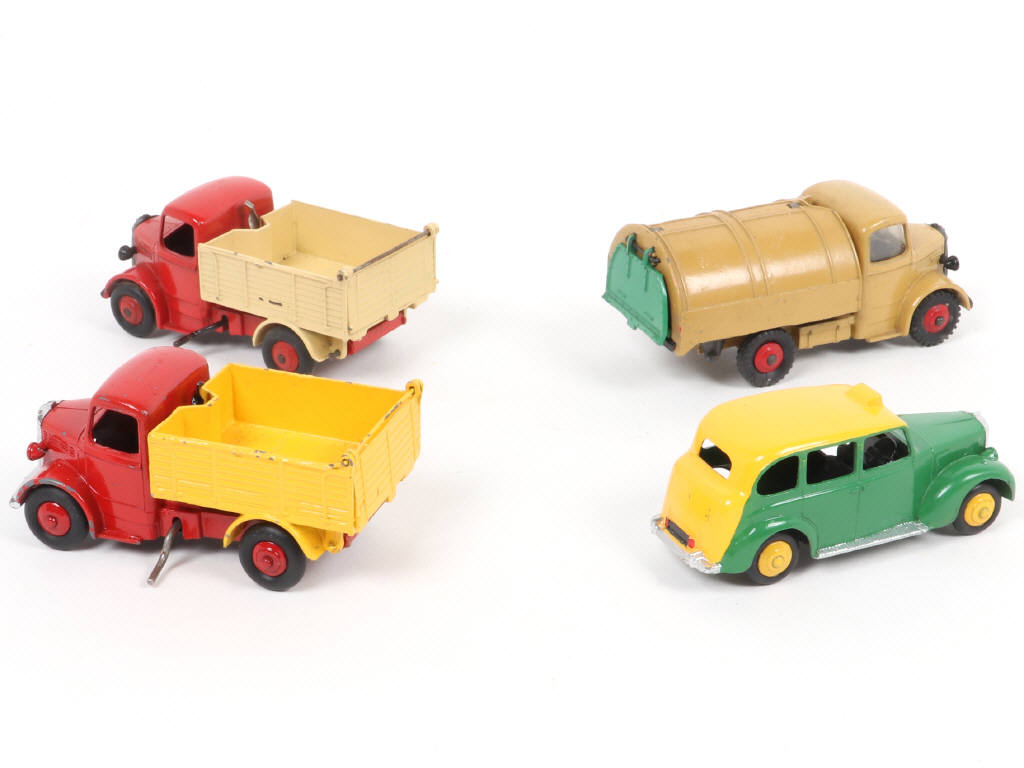 Lot 282 - DINKY TOYS (GB) (4)