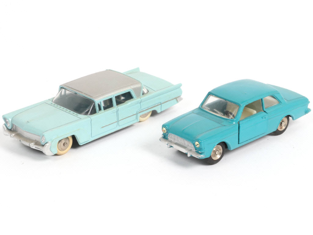 Lot 378 - DINKY TOYS (FRANCE) (2)