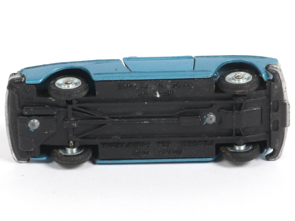 Lot 324 - DINKY TOYS (FRANCE) (1)