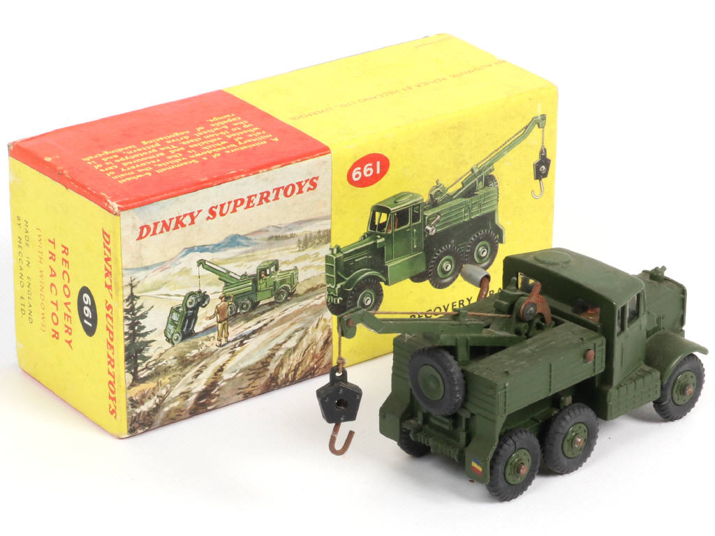 Lot 274 - DINKY TOYS (GB) (1)
