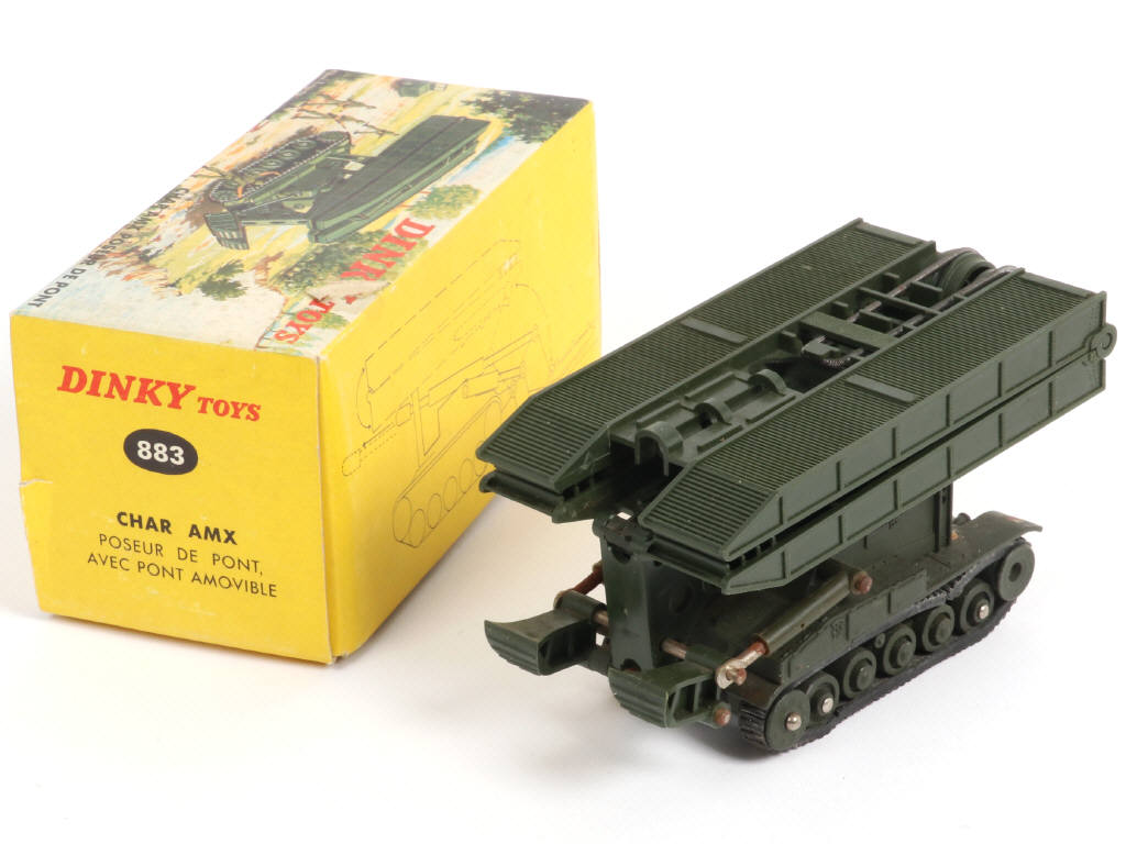 Lot 369 - DINKY TOYS (FRANCE) (1)