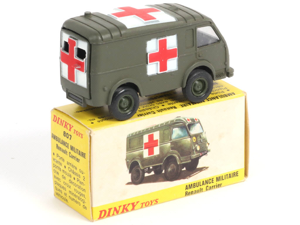Lot 364 - DINKY TOYS (FRANCE) (1)