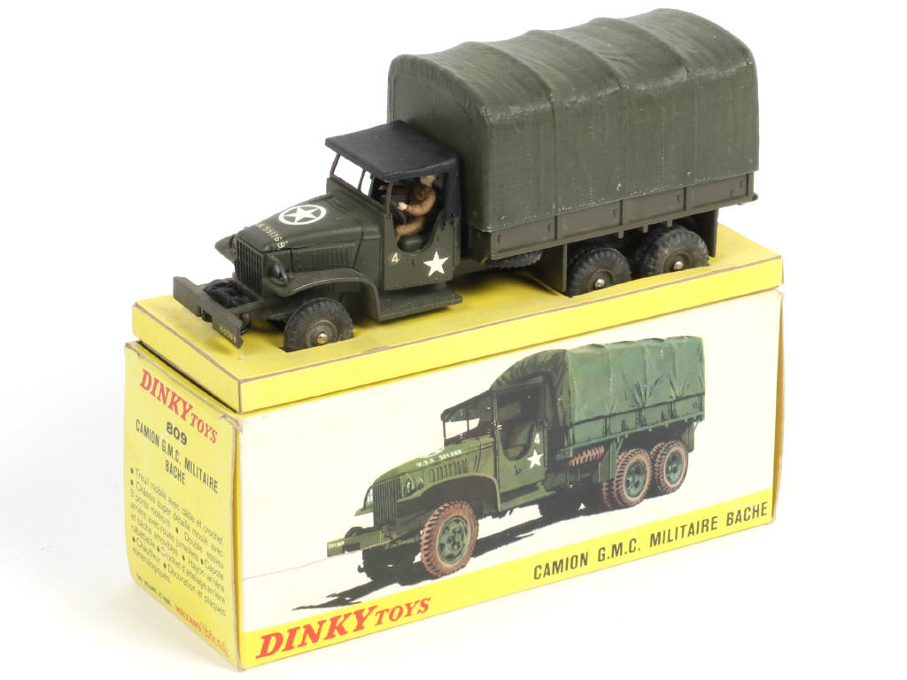 Lot 366 - DINKY TOYS (FRANCE) (1)