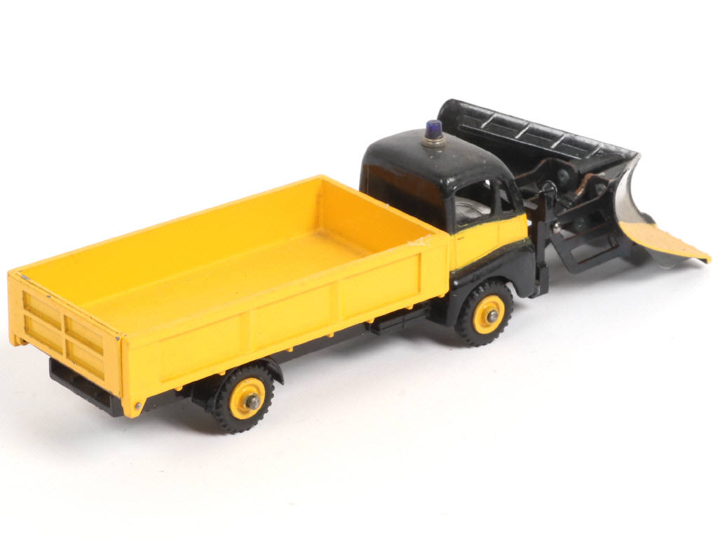 Lot 258 - DINKY TOYS (GB) (1)