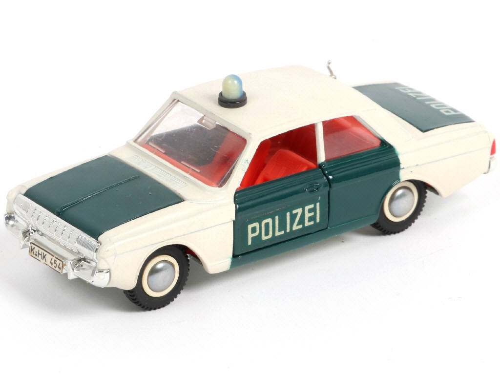 Lot 247 - DINKY TOYS (GB) (1)