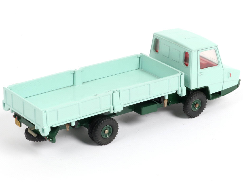 Lot 346 - DINKY TOYS (FRANCE) (1)