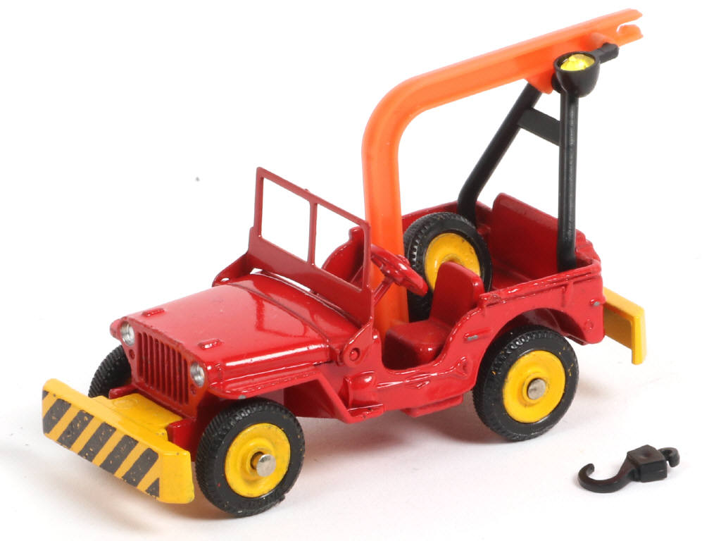 Lot 341 - DINKY TOYS (FRANCE) (1)