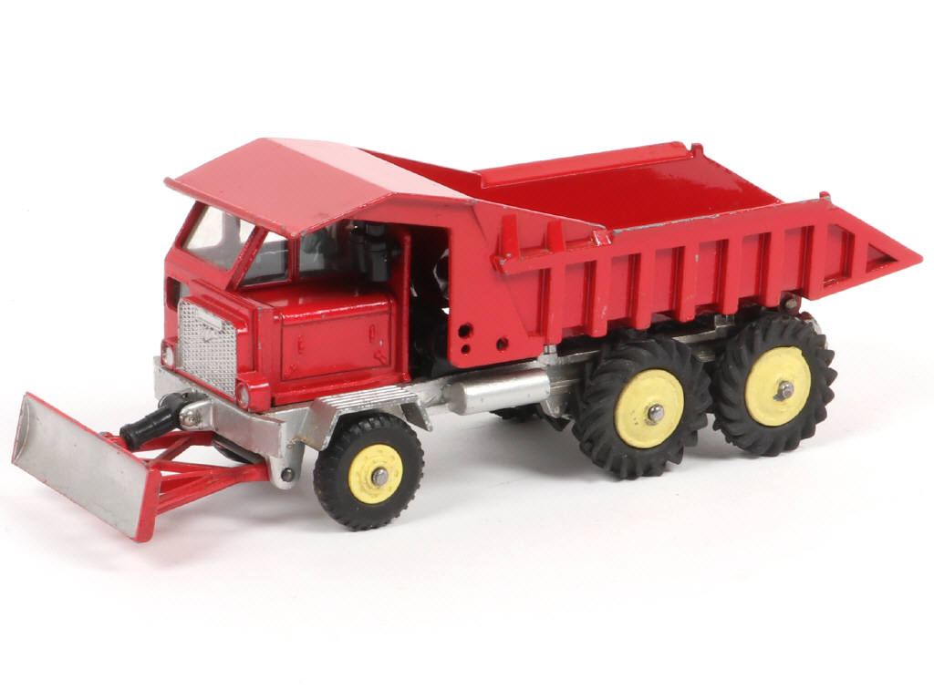 Lot 302 - DINKY TOYS (GB) (1)