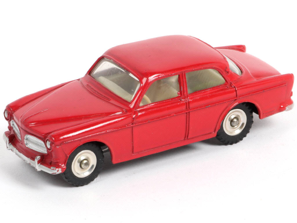 Lot 262 - DINKY TOYS (GB) (1)