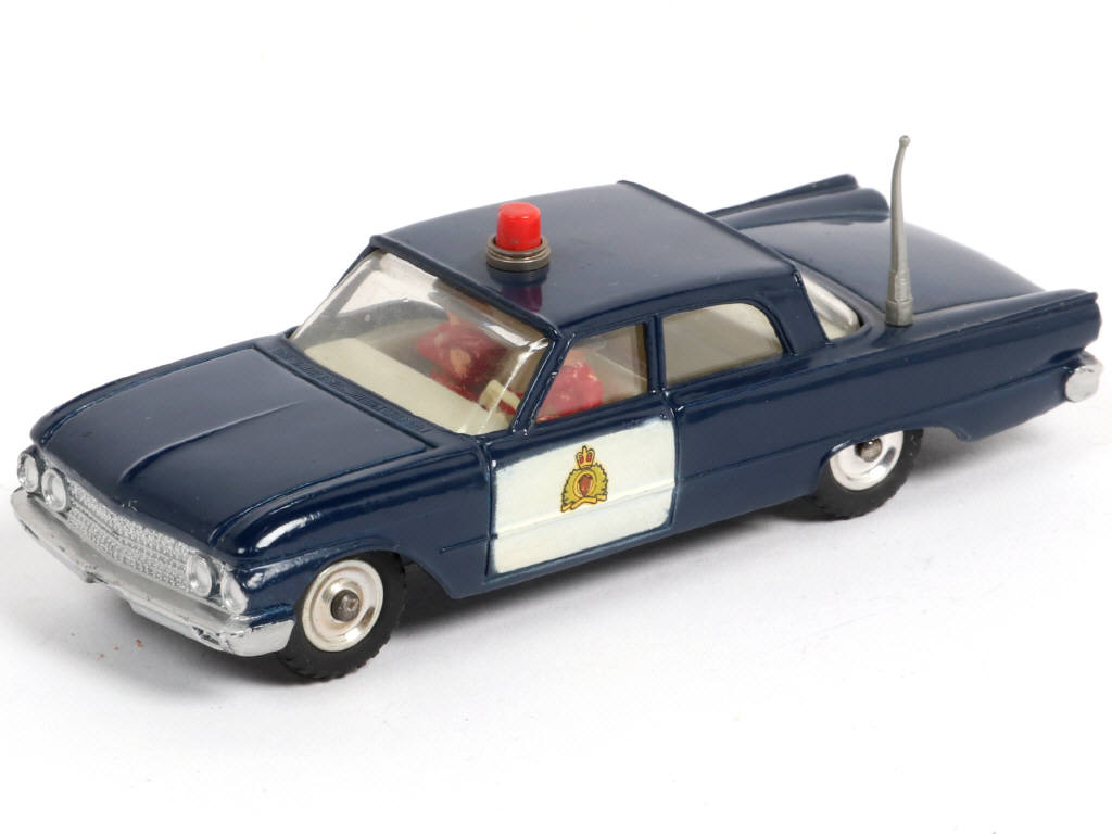 Lot 267 - DINKY TOYS (GB) (1)