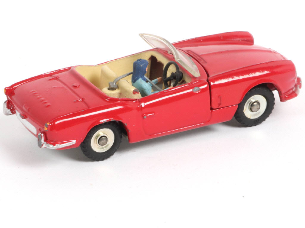 Lot 259 - DINKY TOYS (GB) (1)