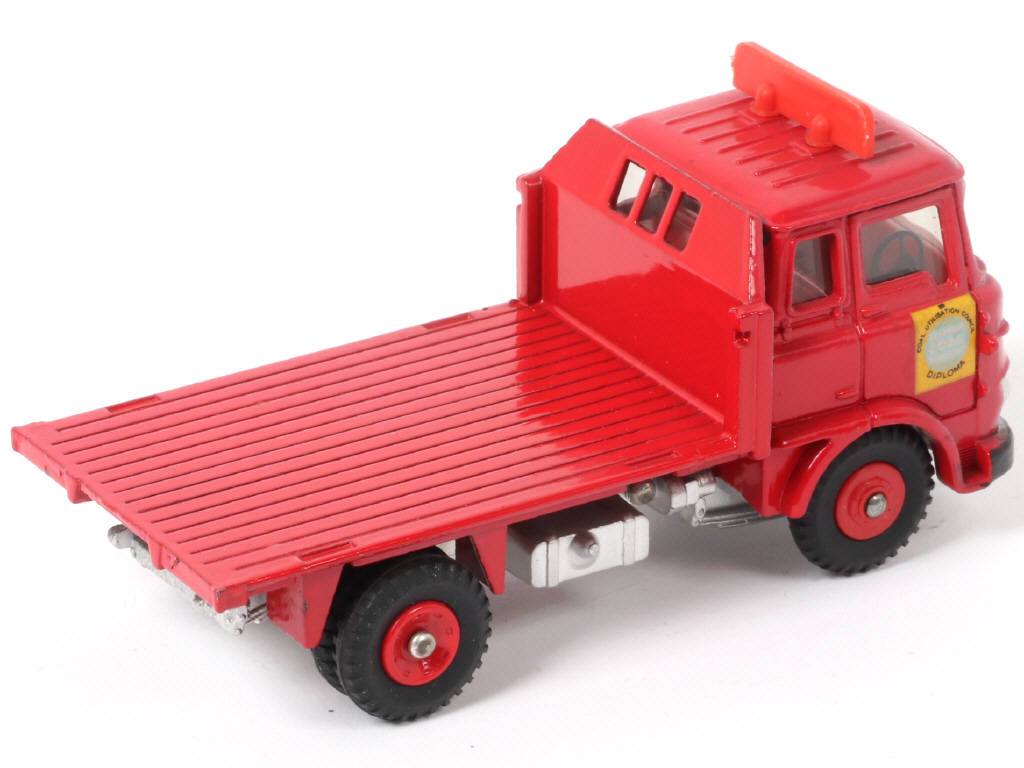 Lot 288 - DINKY TOYS (GB) (1)