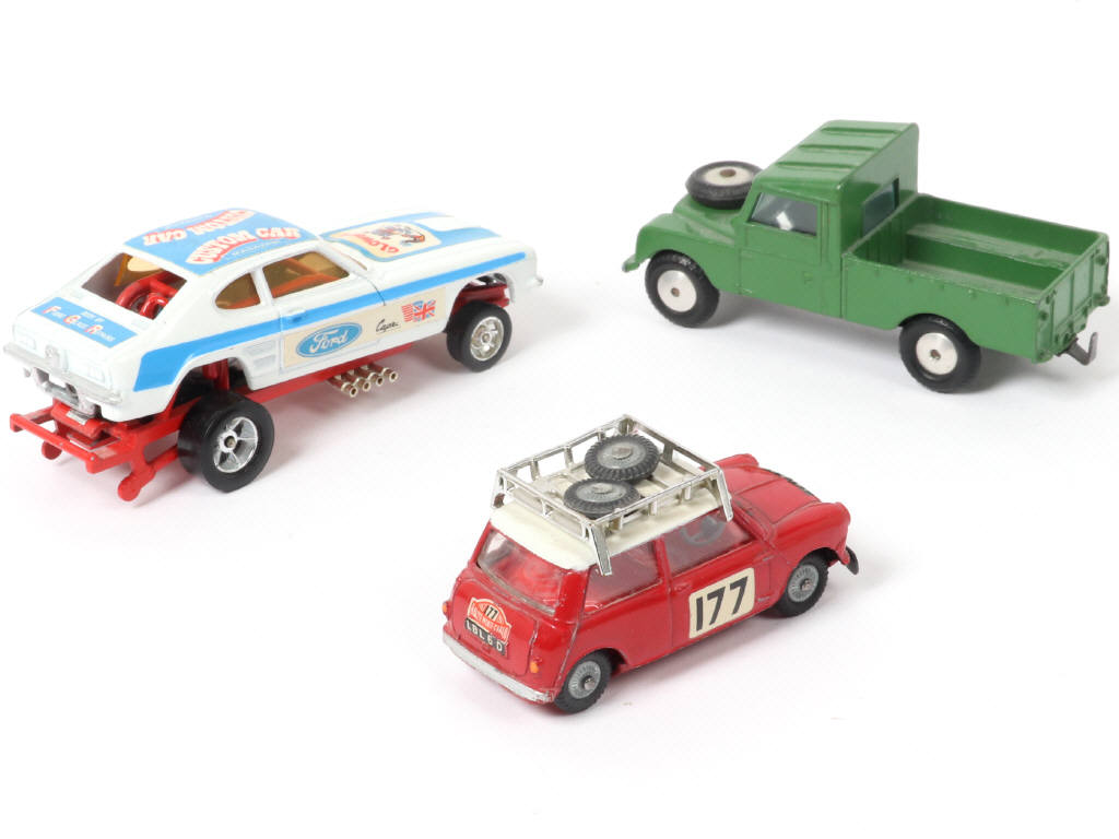 Lot 172 - CORGI TOYS (GB) (3)