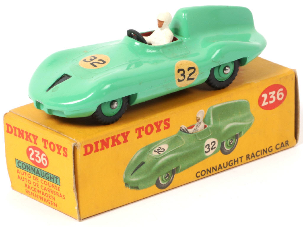 Lot 274 - DINKY TOYS (GB) (1)