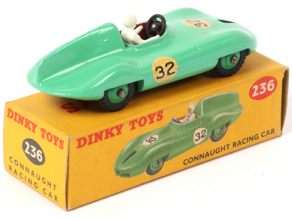 Lot 274 - DINKY TOYS (GB) (1)