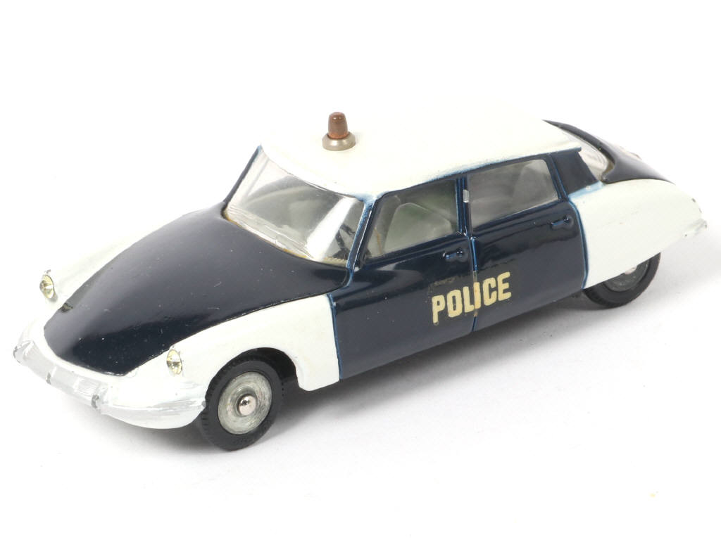 Lot 345 - DINKY TOYS (FRANCE) (1)