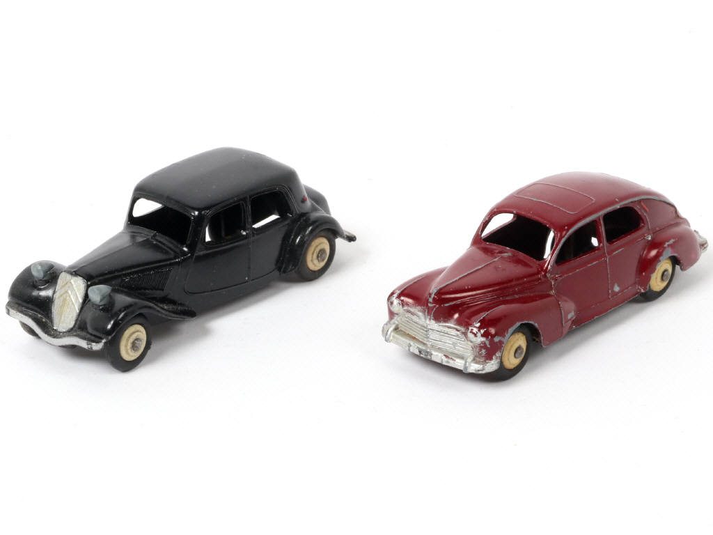 Lot 383 - DINKY TOYS (FRANCE) (2)