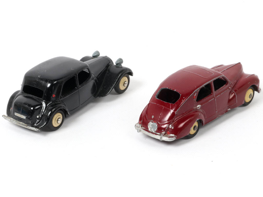 Lot 383 - DINKY TOYS (FRANCE) (2)