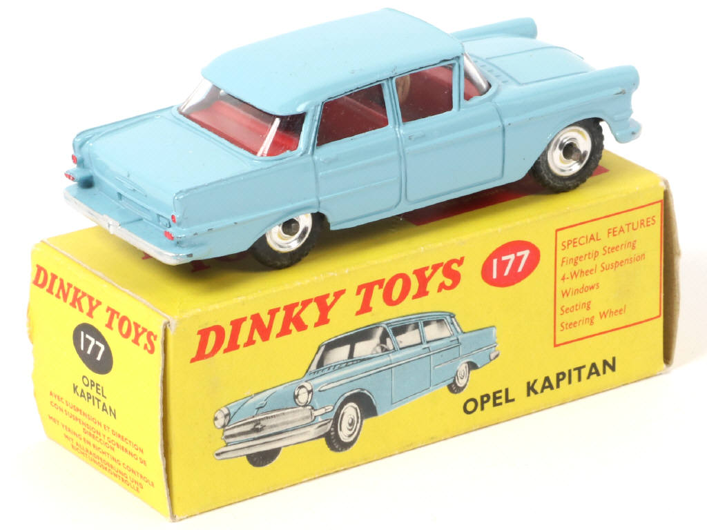 Lot 276 - DINKY TOYS (GB) (1)