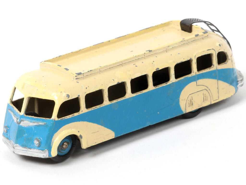 Lot 365 - DINKY TOYS (FRANCE) (1)