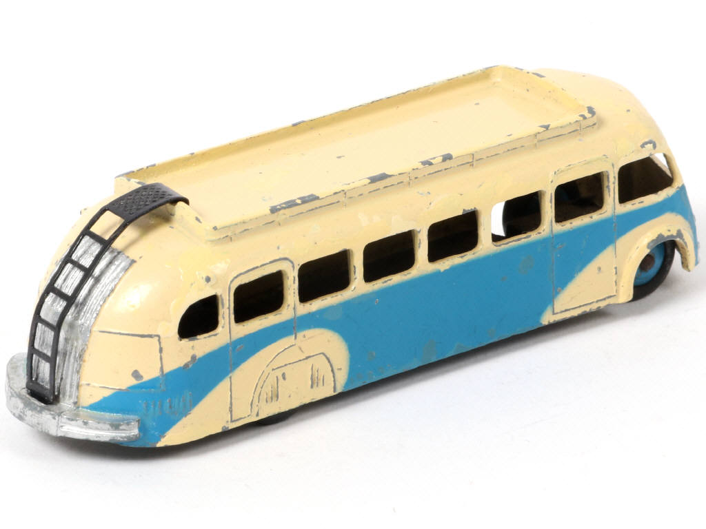 Lot 365 - DINKY TOYS (FRANCE) (1)