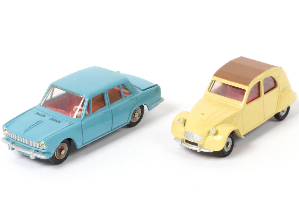 Lot 384 - DINKY TOYS (FRANCE) (2)