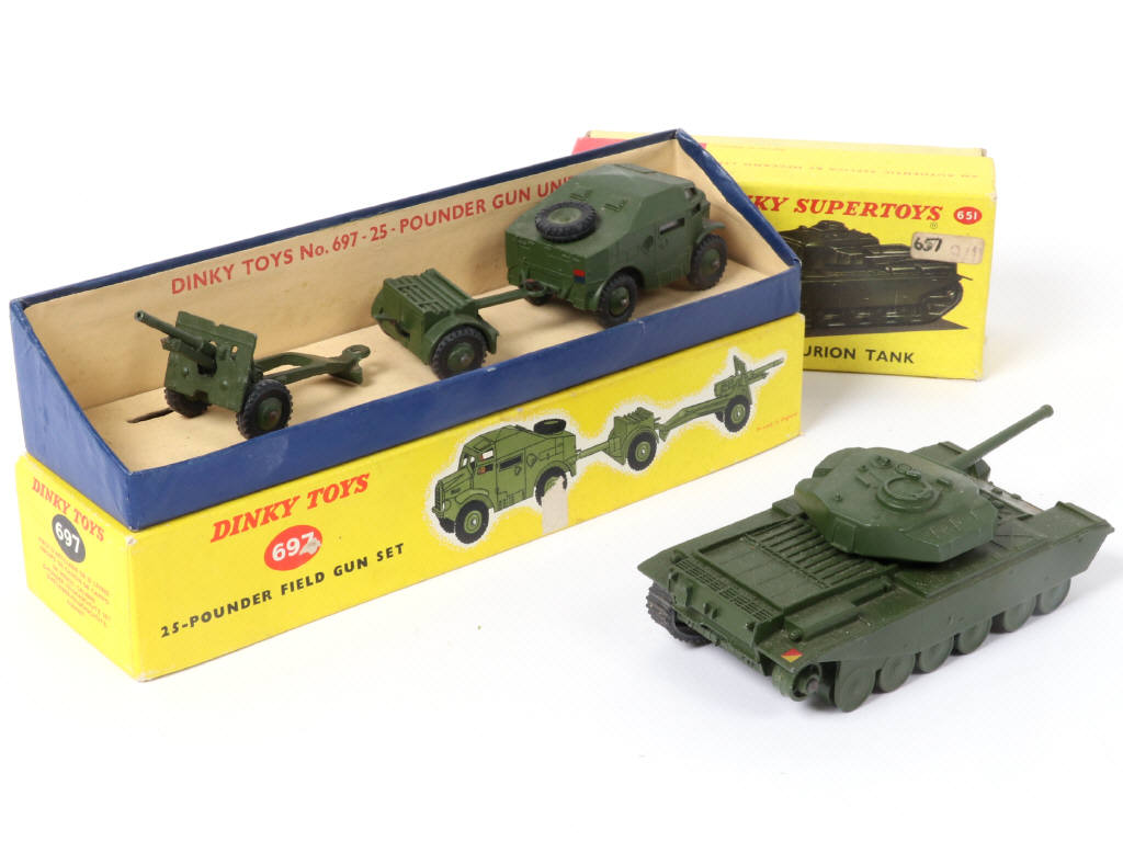 Lot 313 - DINKY TOYS (GB) (2)