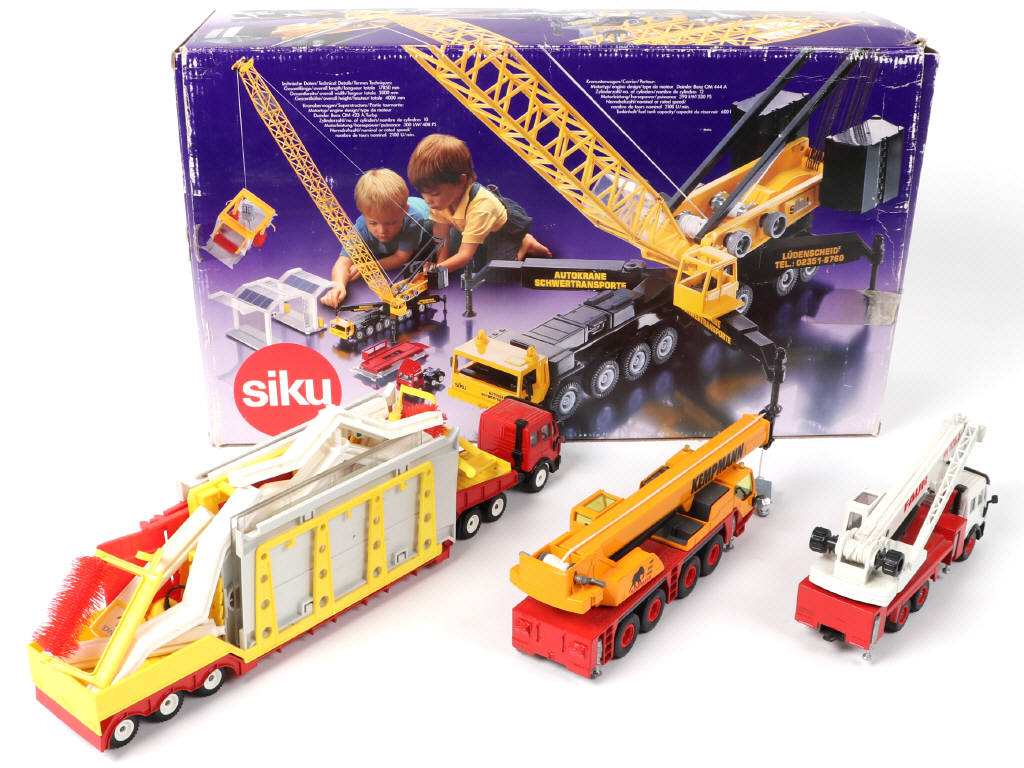 Lot 344 - SIKU (ALLEMAGNE) (4)