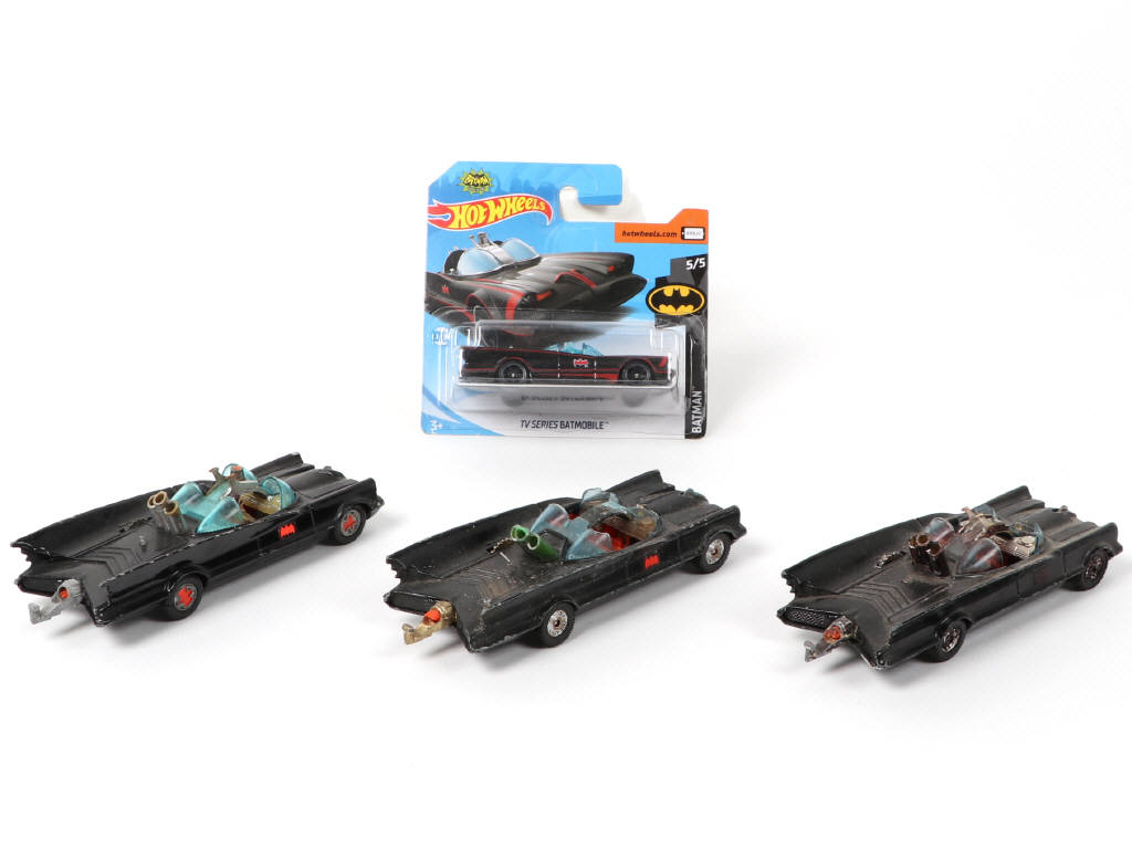 Lot 368 - CORGI TOYS (GB) (4)