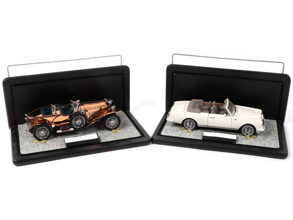 Lot 233 - FRANKLIN MINT (USA) (2)