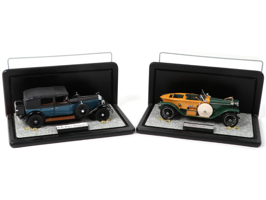 Lot 234 - FRANKLIN MINT (USA) (2)