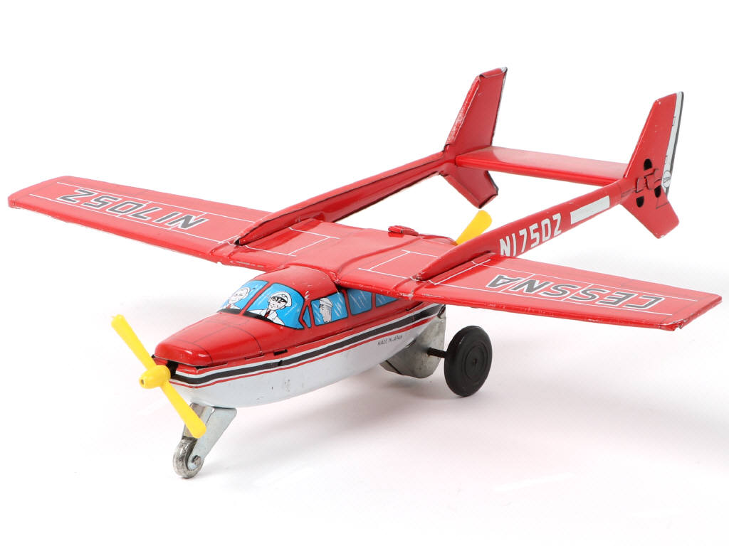 Lot 212 - CRAGSTAN TOY (JAPON) (1)