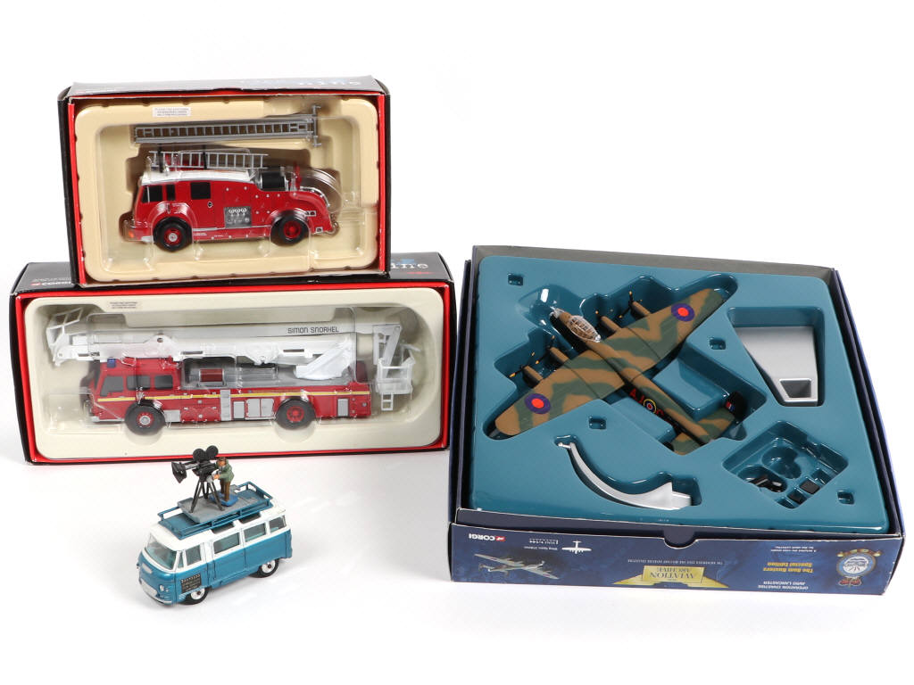 Lot 363 - CORGI TOYS (GB) (4)