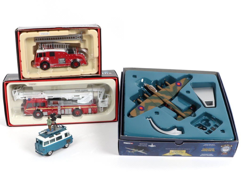 Lot 363 - CORGI TOYS (GB) (4)