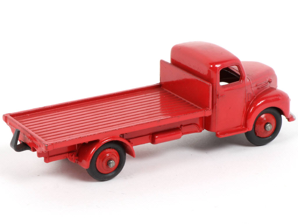 Lot 338 - DINKY TOYS (GB) (1)