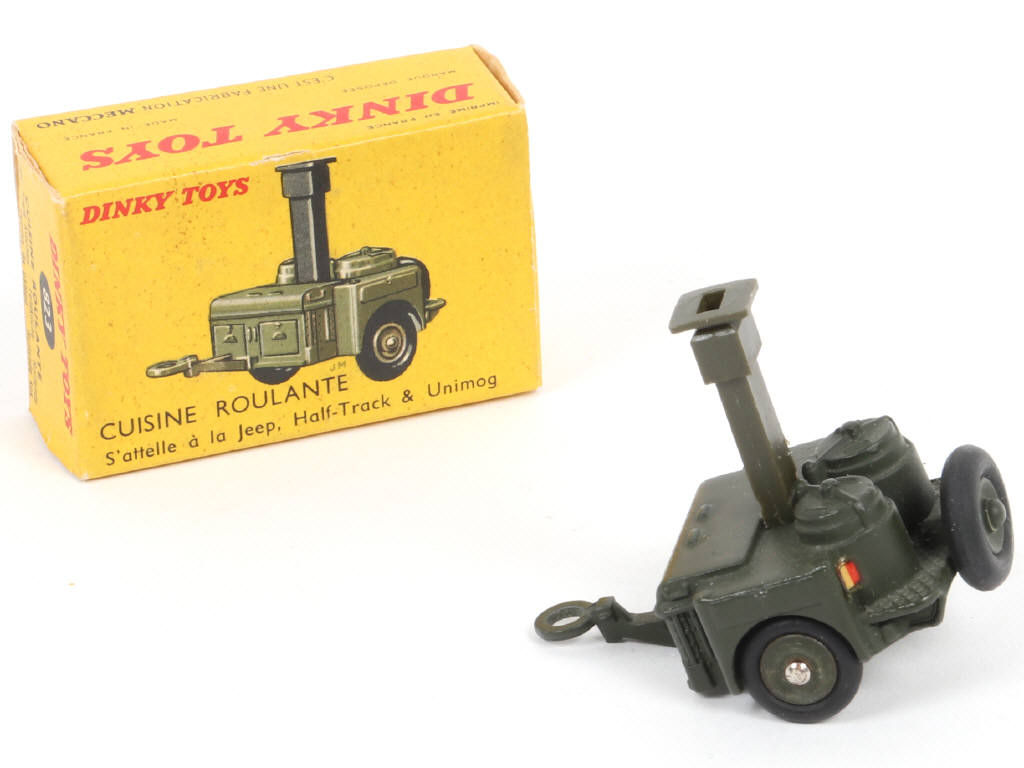 Lot 396 - DINKY TOYS (FRANCE) (1)
