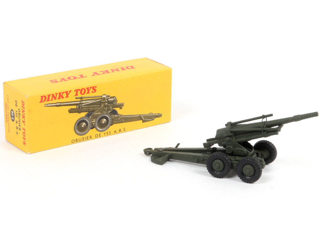 Lot 391 - DINKY TOYS (FRANCE) (1)