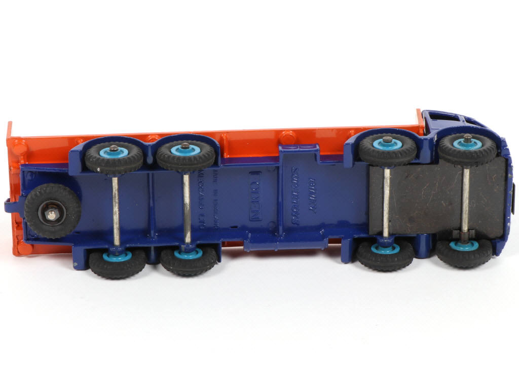 Lot 343 - DINKY TOYS (GB) (1)