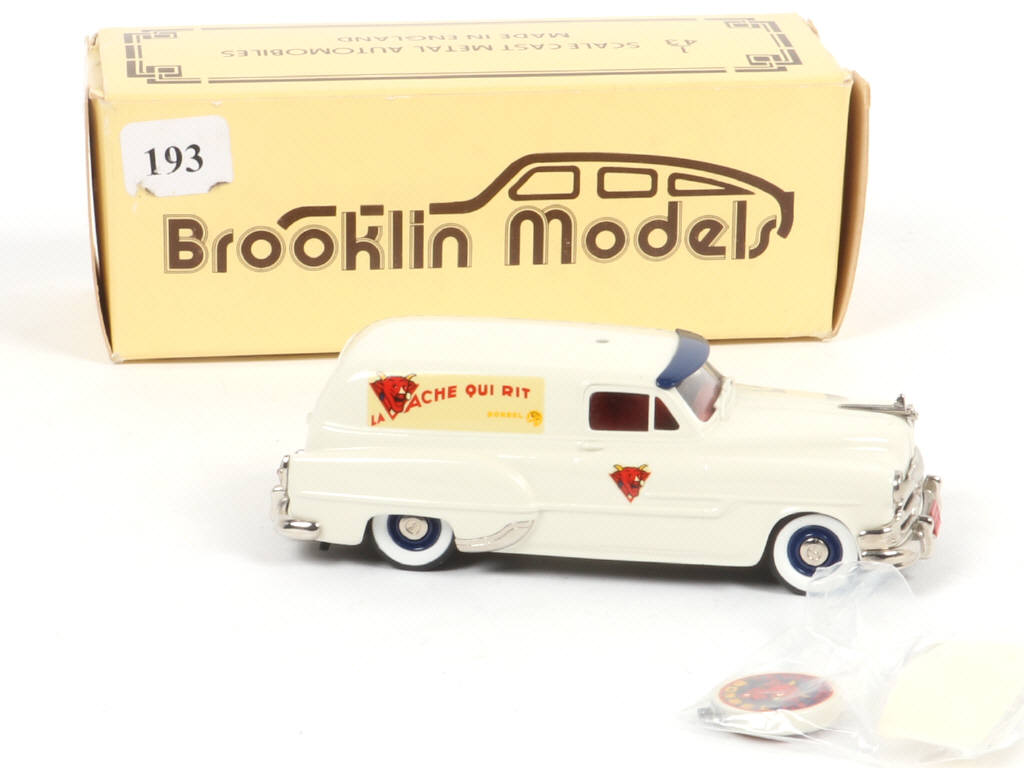 Lot 233 - BROOKLIN MODELS (GB) (1)