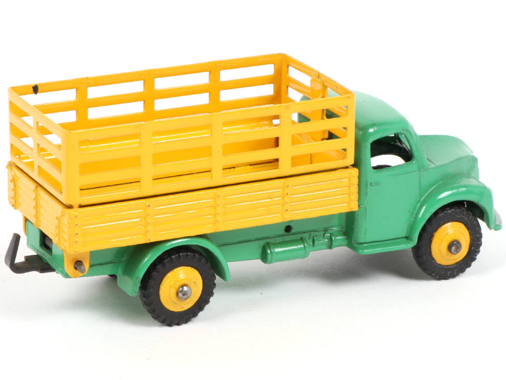 Lot 337 - DINKY TOYS (GB) (1)