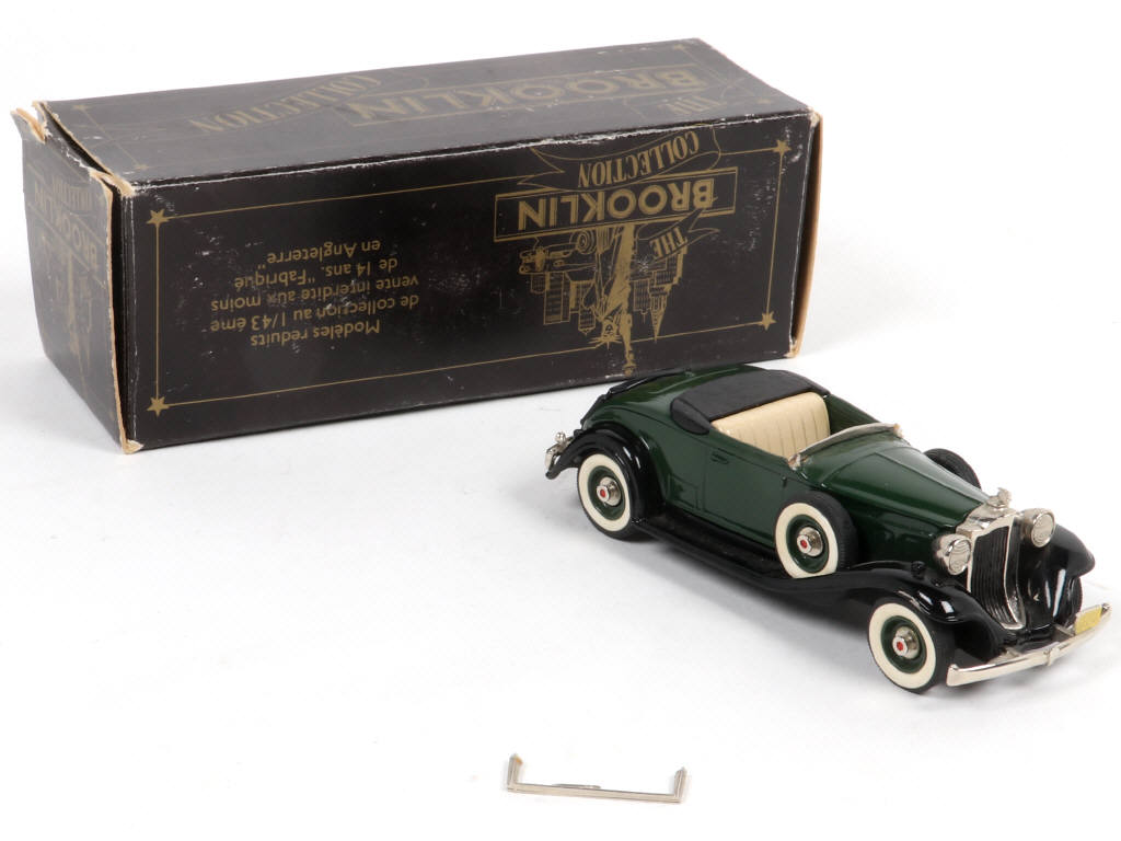 Lot 235 - BROOKLIN MODELS (GB) (1)
