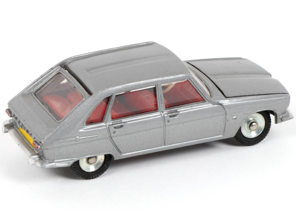 Lot 378 - DINKY TOYS (FRANCE) (1)